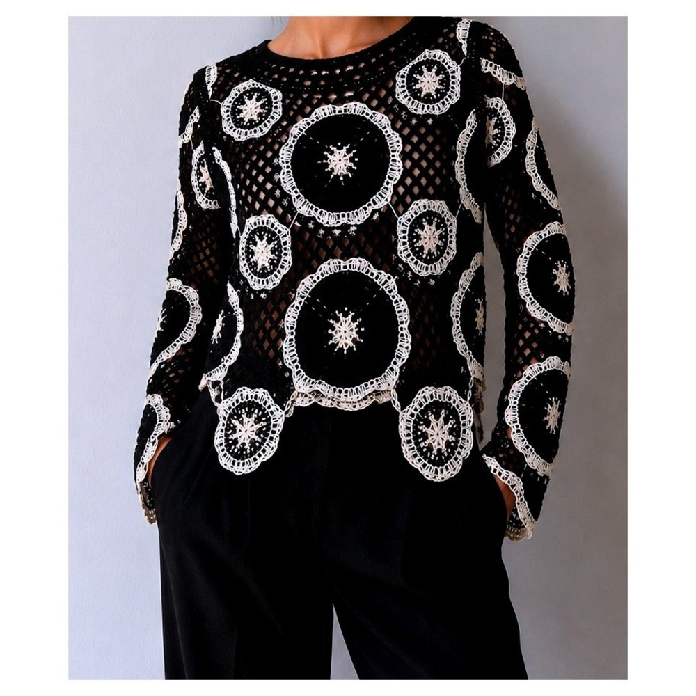 LIV Los Angeles Boho Crochet Mesh Knit Top Black White Medallion Festival 3X